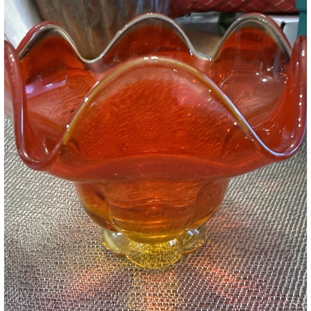 VTG Amberina Footed  Bowl Dish Or Rose Bowl Vase Handkerchief Red Orange Yellow
